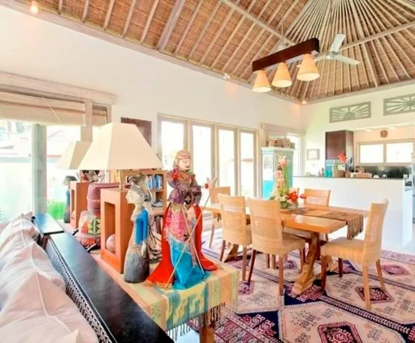 Artsy 2 Bed Villa/Ubud/Pool/Ac/Gardens/Penestanan Vila