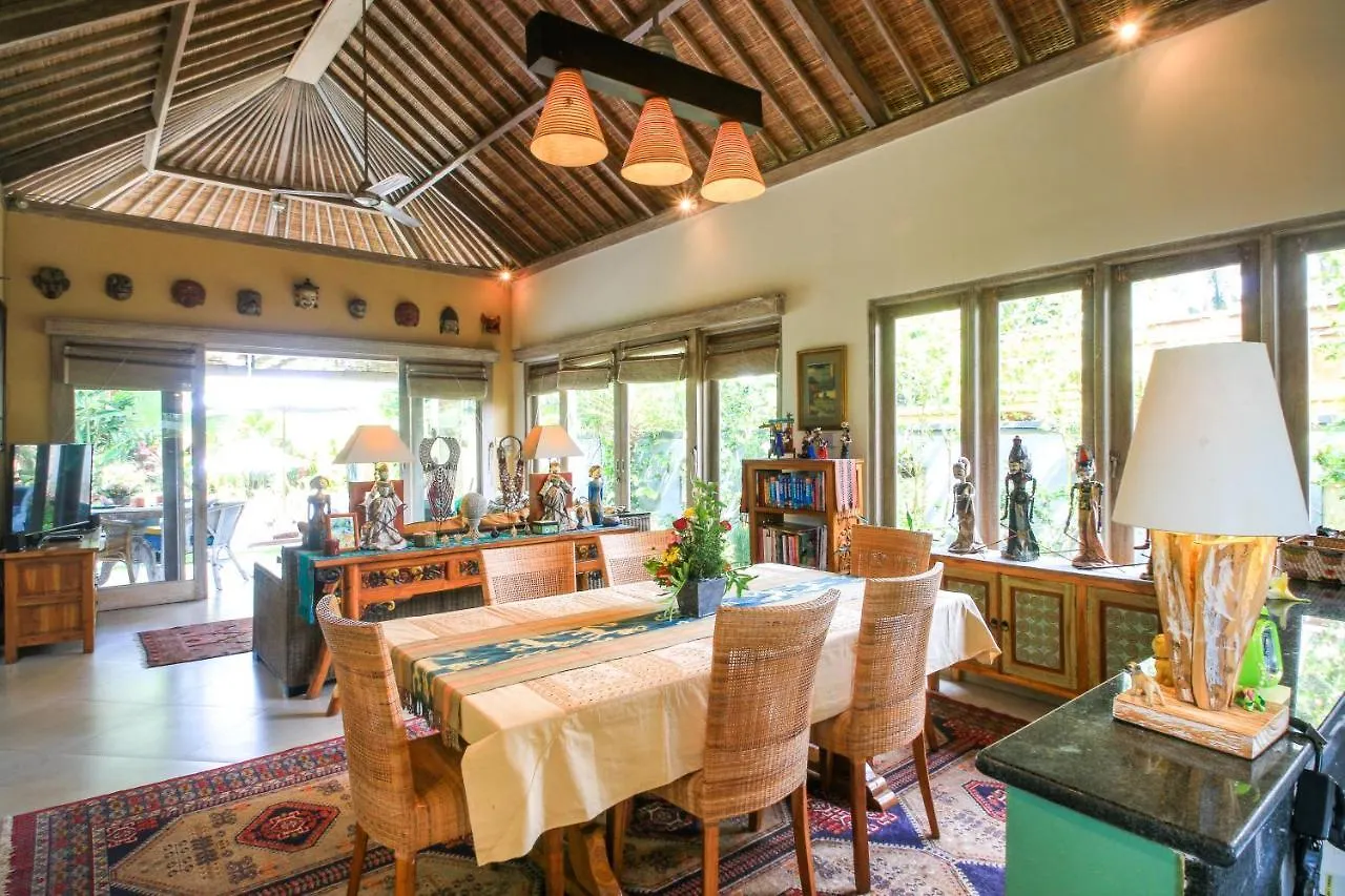 Artsy 2 Bed Villa/Ubud/Pool/Ac/Gardens/Penestanan Indonesia